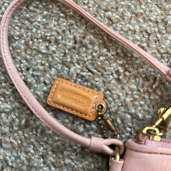 Leather Coach Wrislet EUC - Picture 4 of 7